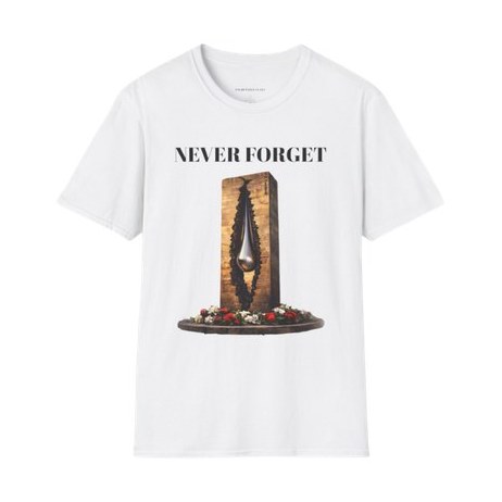 White tee, Never Forget